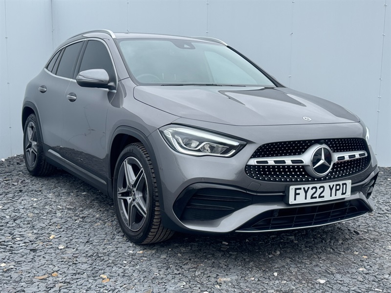 MERCEDES-BENZ GLA