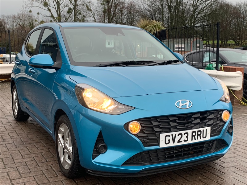 HYUNDAI i10